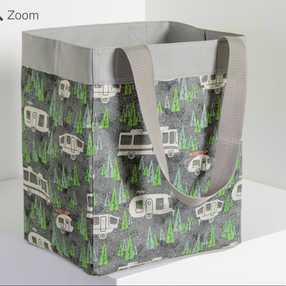 essential storage tote